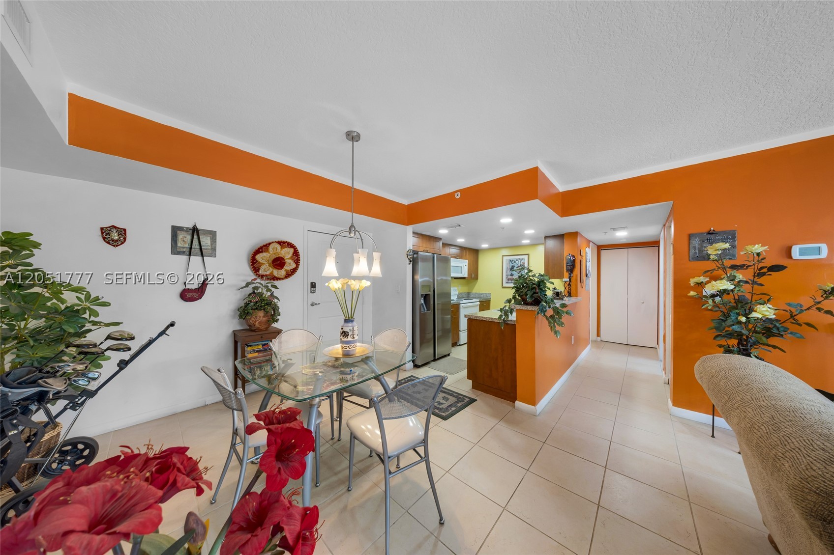 BREEZE CONDO - Residential