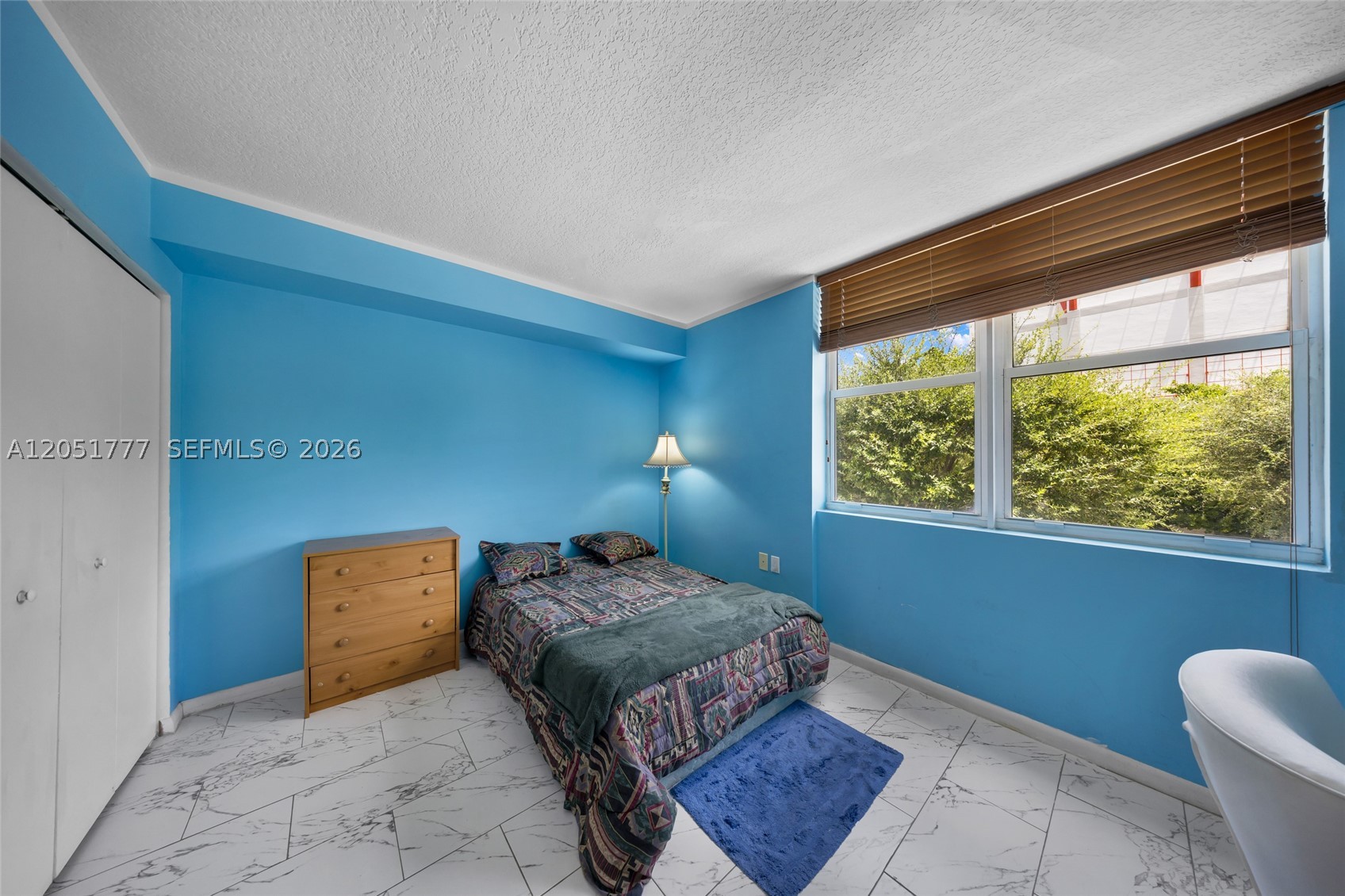 BREEZE CONDO - Residential
