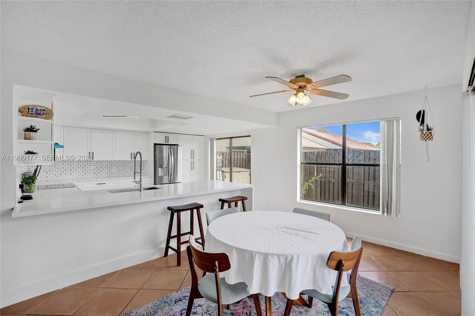 LAKES MEADOW VILG HOMES C - Residential