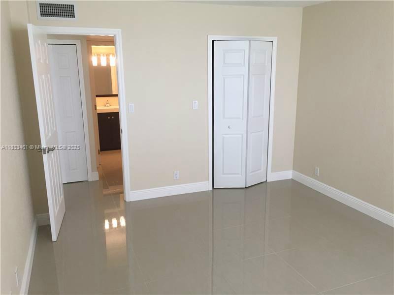 DADELAND PLACE CONDO - Residential Lease