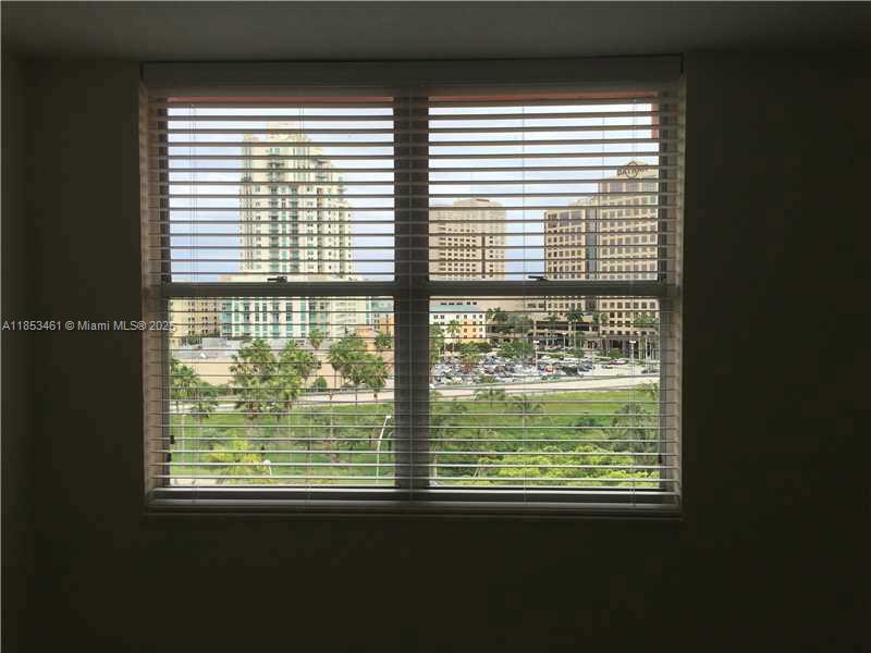 DADELAND PLACE CONDO - Residential Lease
