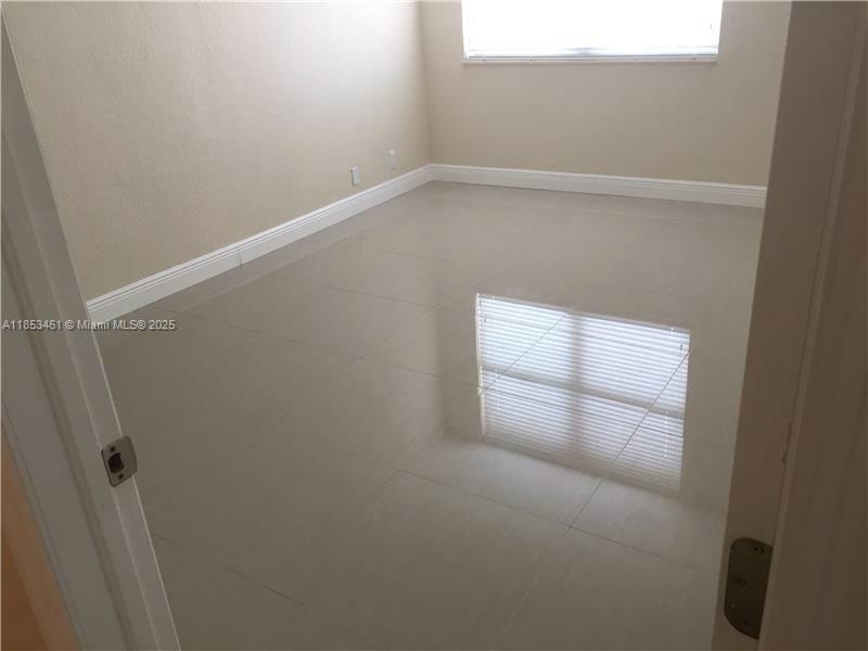 DADELAND PLACE CONDO - Residential Lease