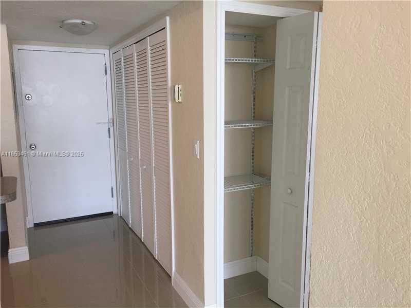 DADELAND PLACE CONDO - Residential Lease
