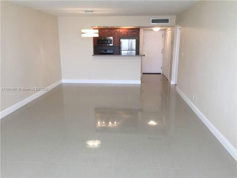 DADELAND PLACE CONDO - Residential Lease