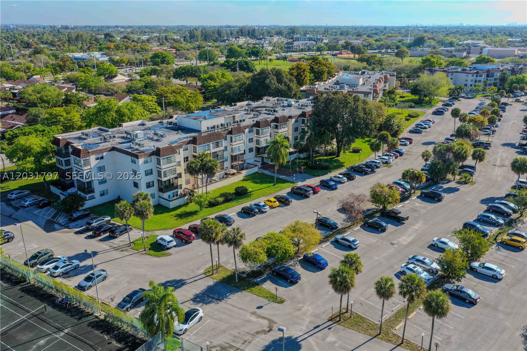 OMEGA CONDO NO 3 - Residential