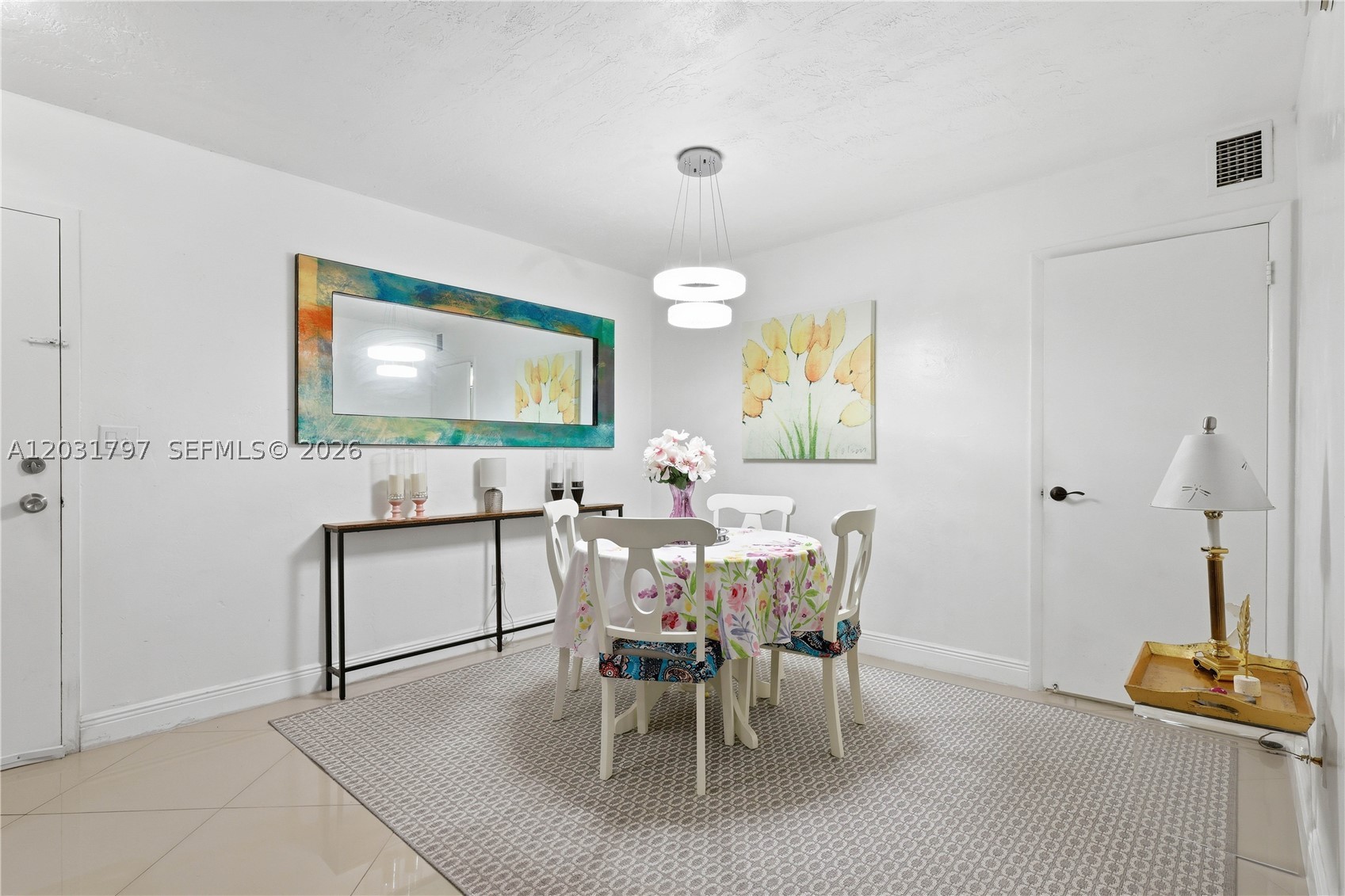 OMEGA CONDO NO 3 - Residential