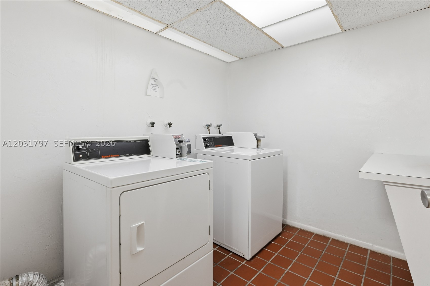 OMEGA CONDO NO 3 - Residential