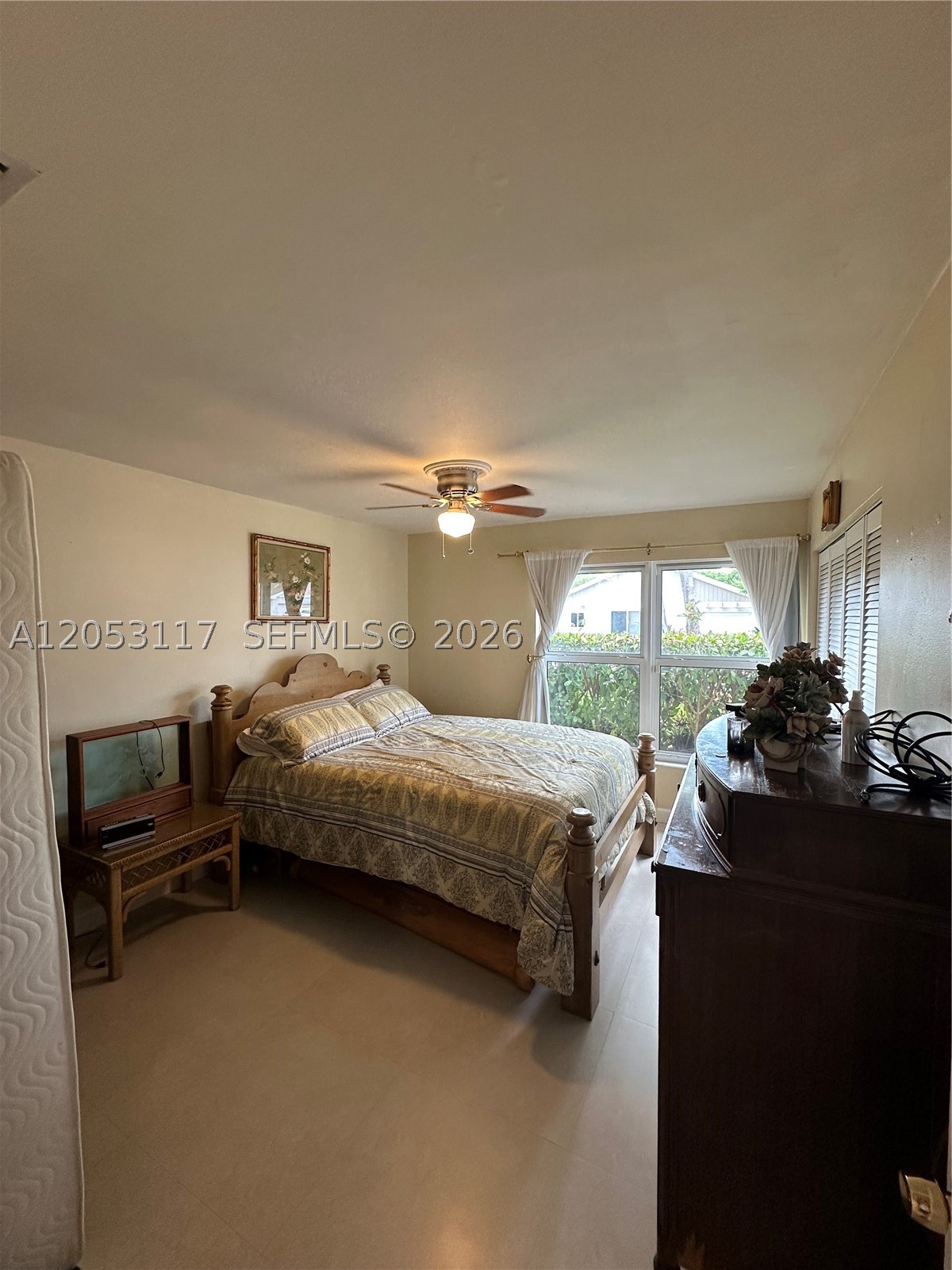 LAKES OF THE MEADOW SEC 1 - Residential
