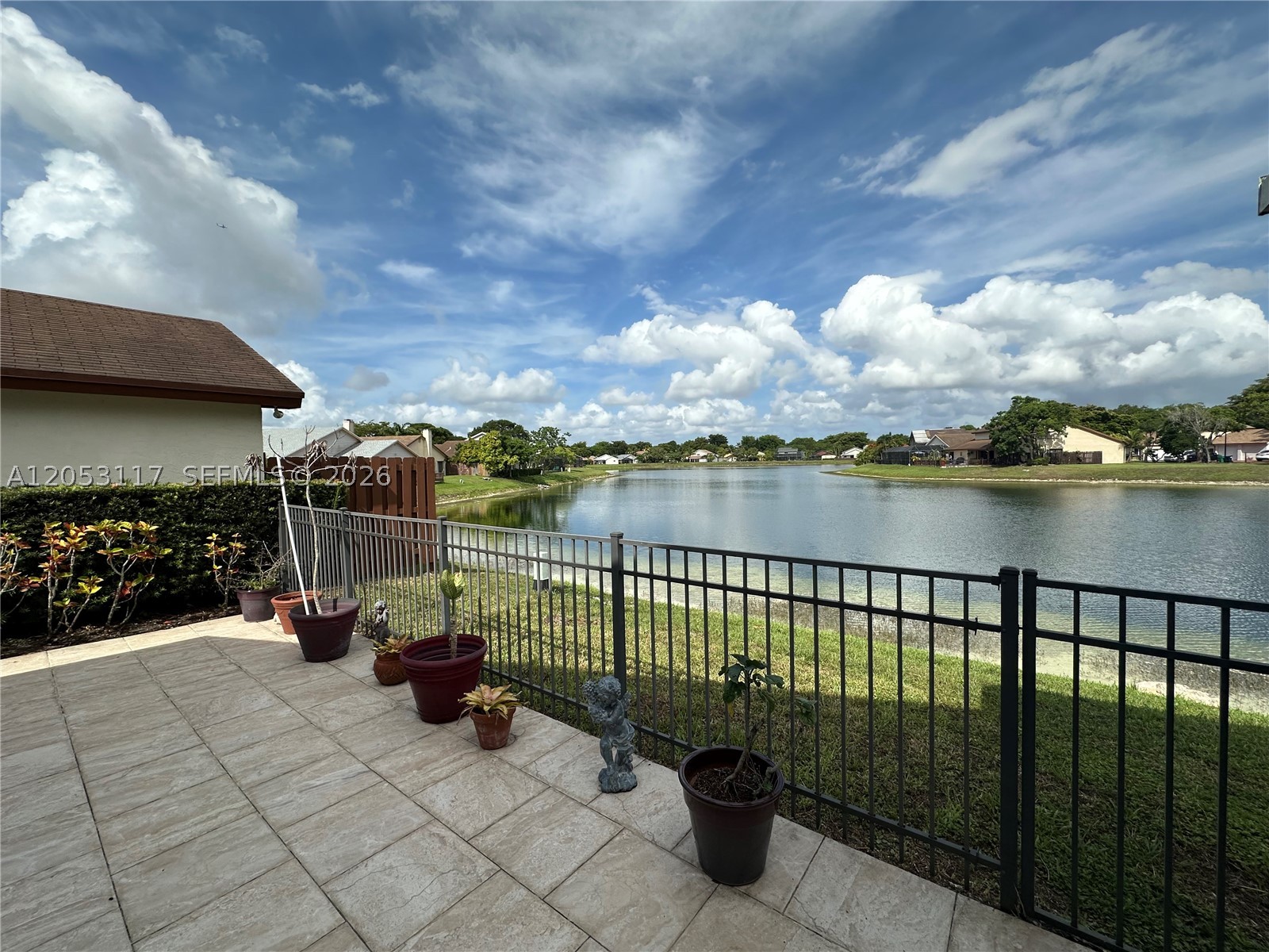 LAKES OF THE MEADOW SEC 1 - Residential