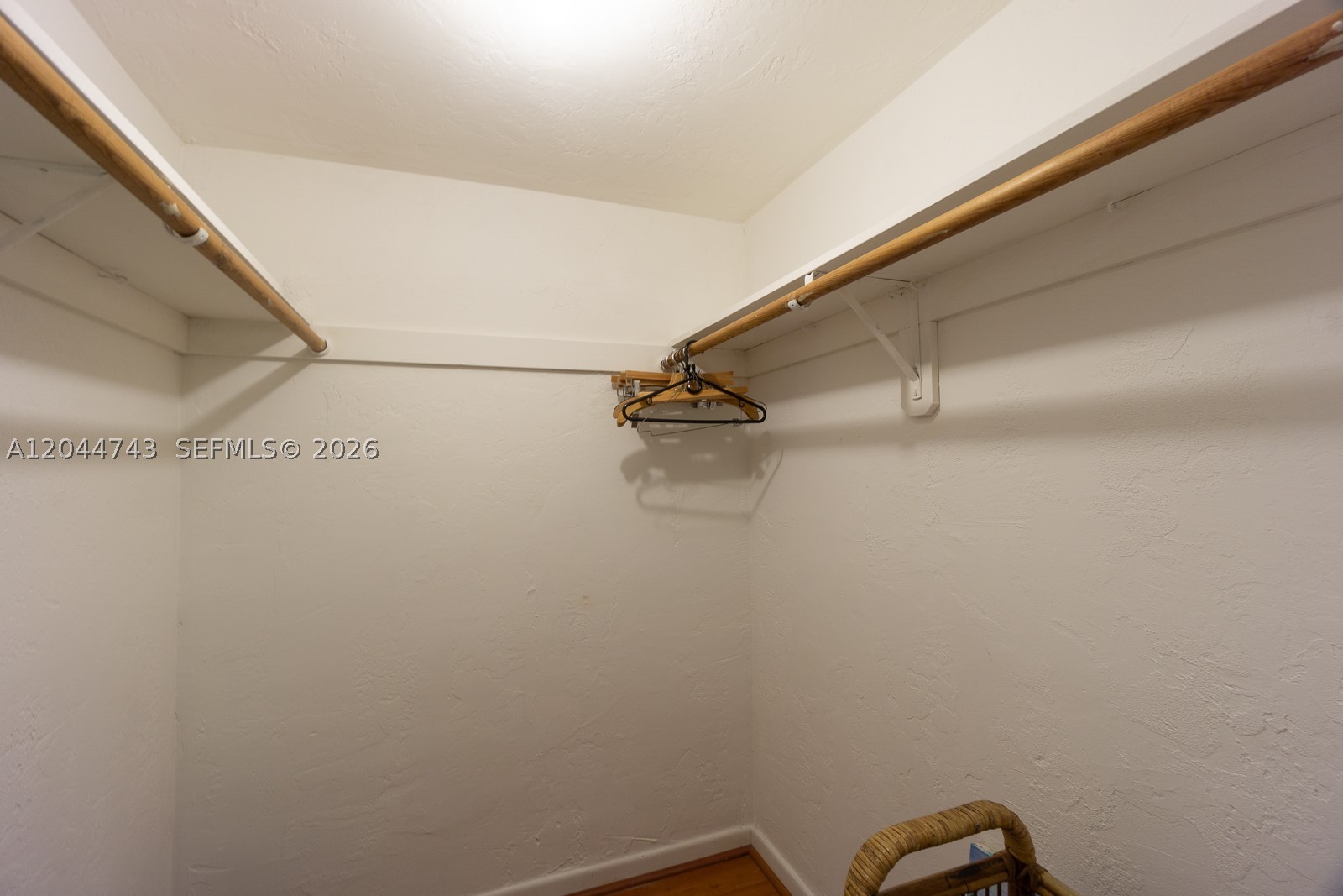 VILLA CAPRI CONDO - Residential Lease