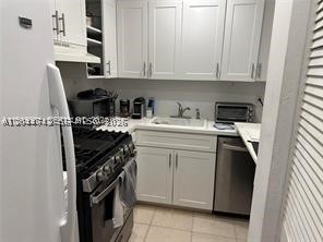 VILLA CAPRI CONDO - Residential Lease