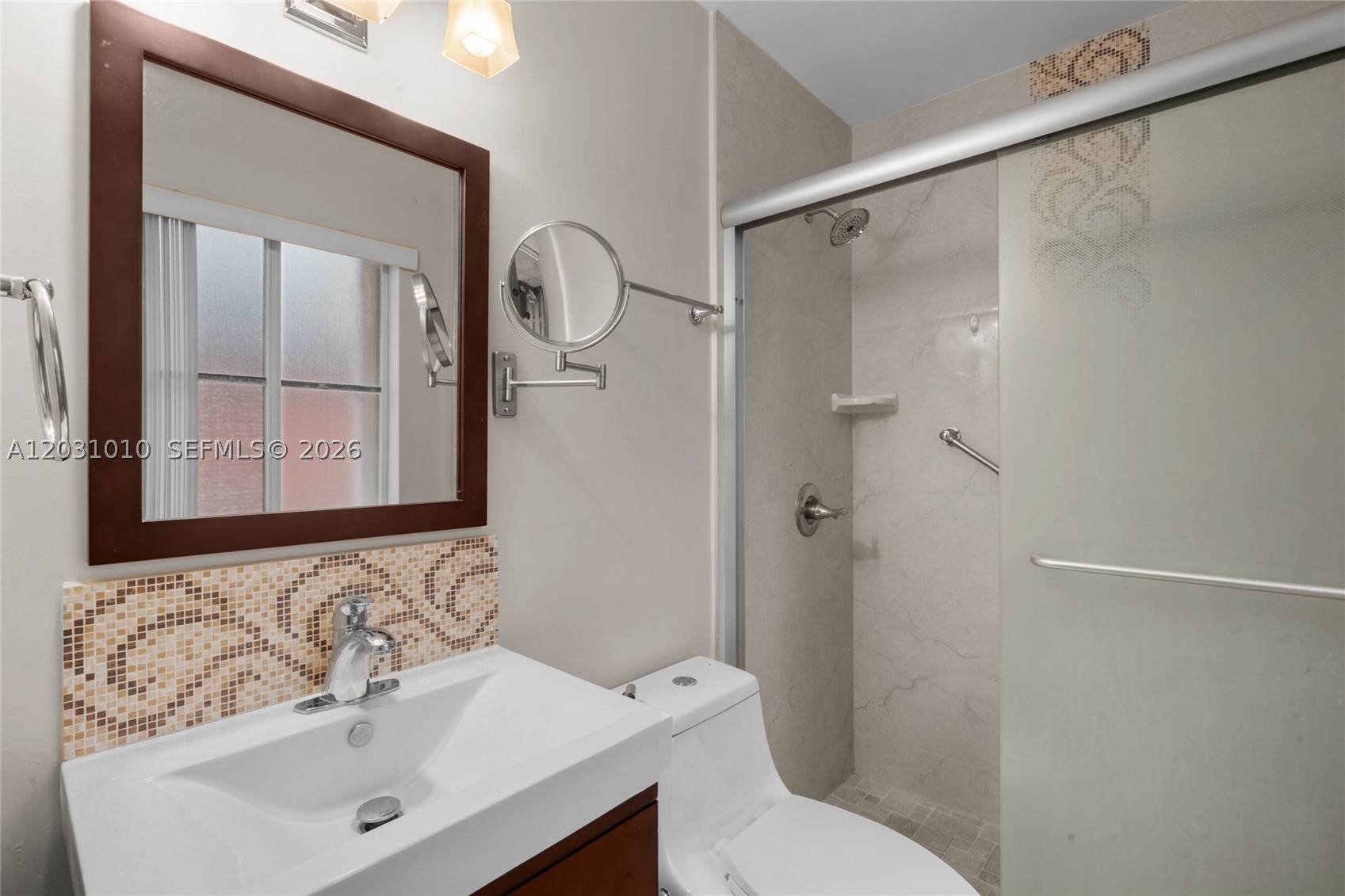 VILLAS AT BRISTOL PARK CO - Residential