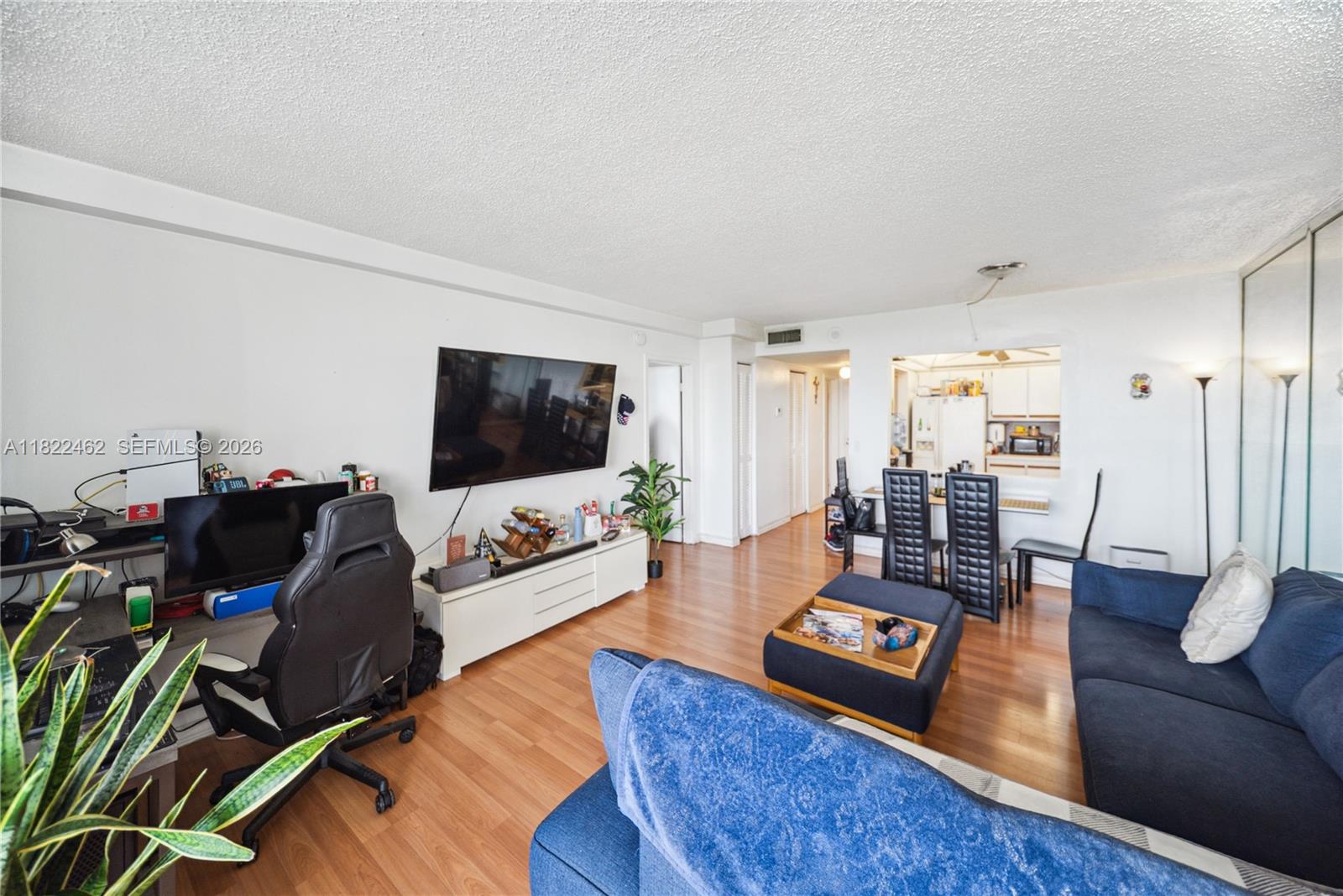 SAILBOAT CAY CONDO - Residential