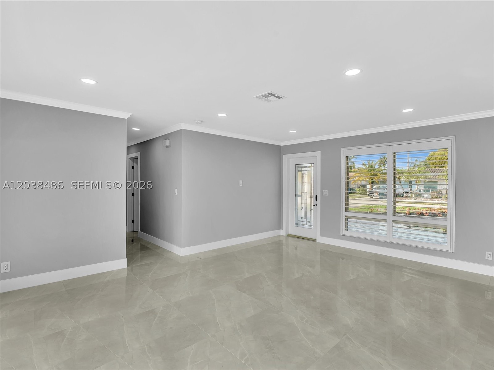 IMPERIAL POINT 2 SEC - Residential Lease