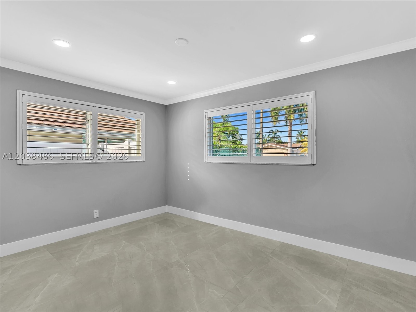 IMPERIAL POINT 2 SEC - Residential Lease