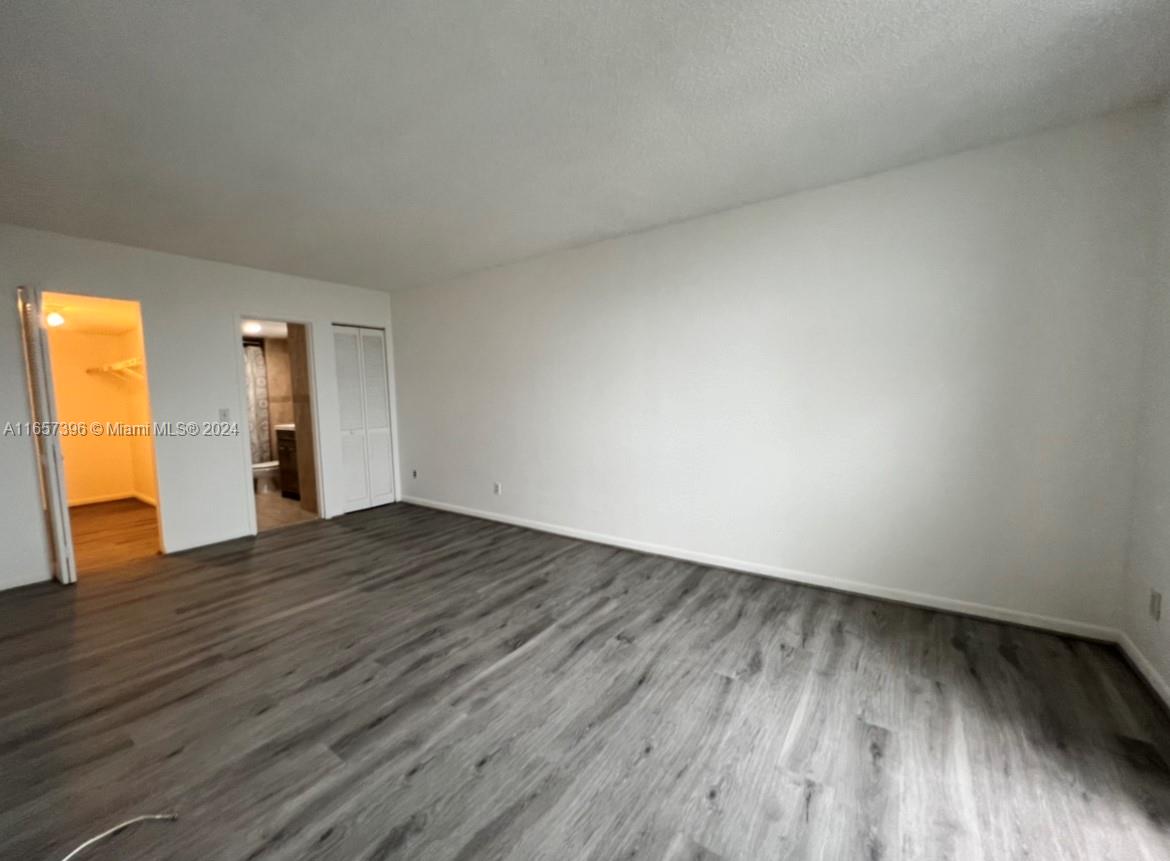 SAILBOAT CAY CONDO - Residential