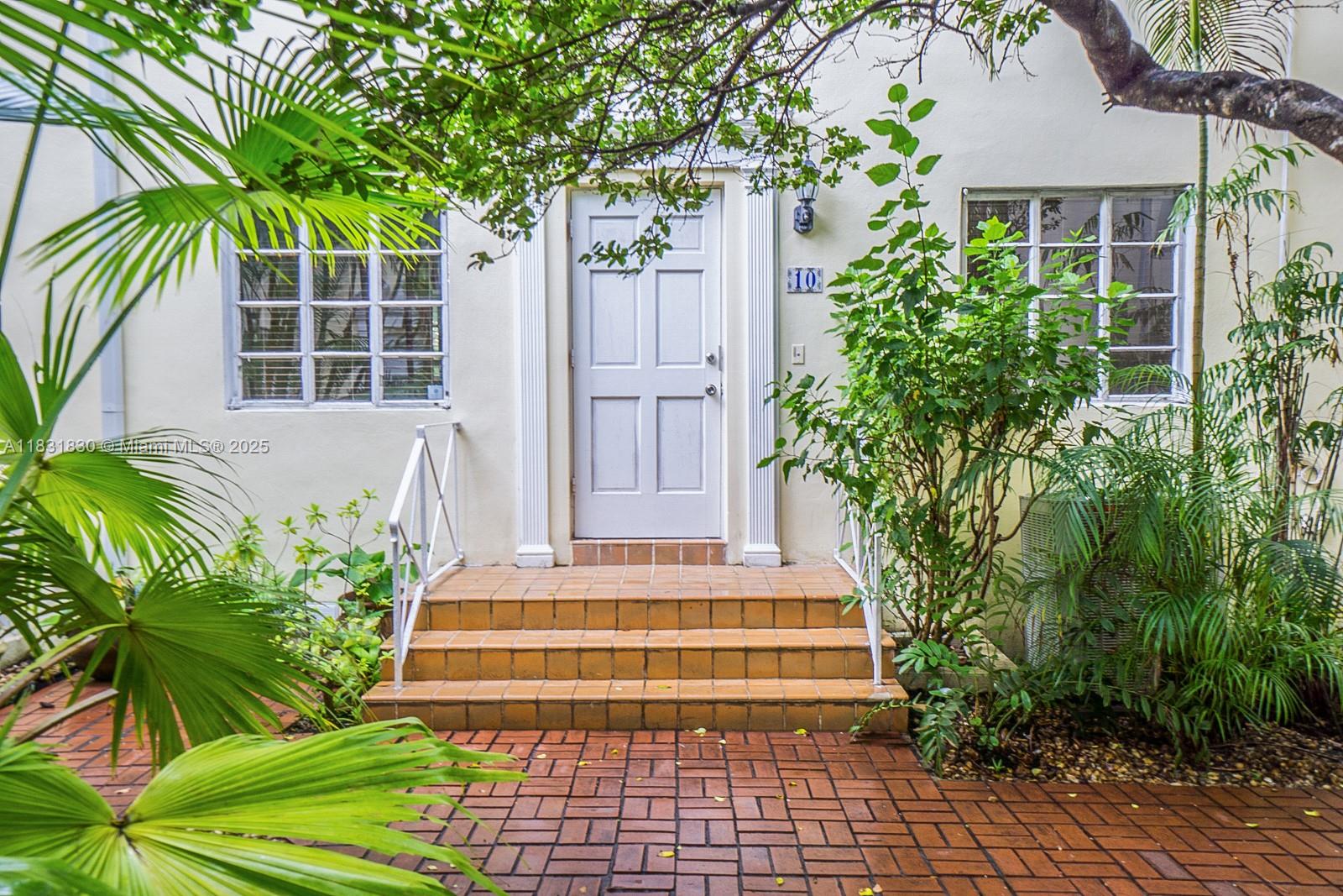 Colonial Villas - Residential Lease