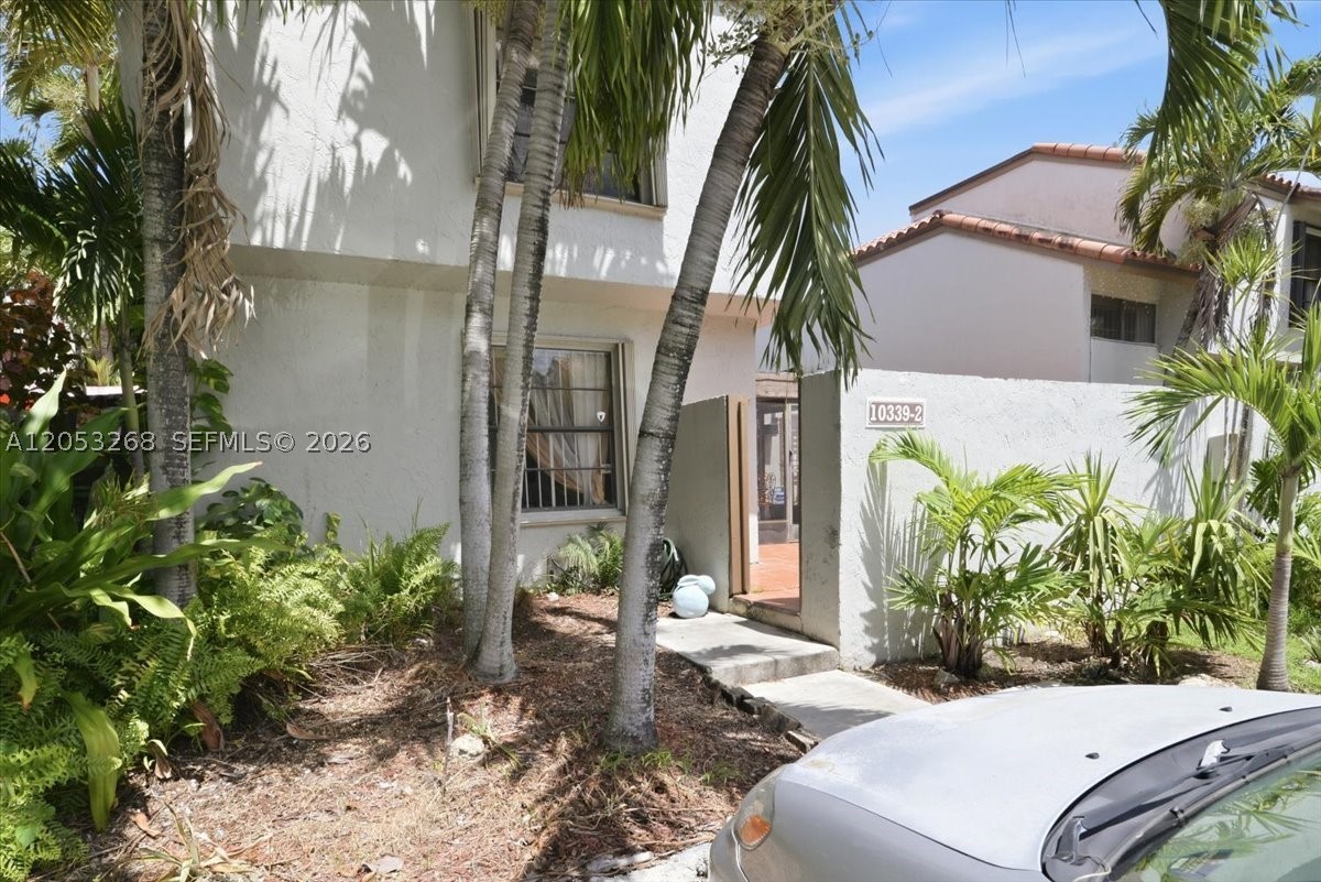 CARIBBEAN SPRINGS VILLAGE - Residential
