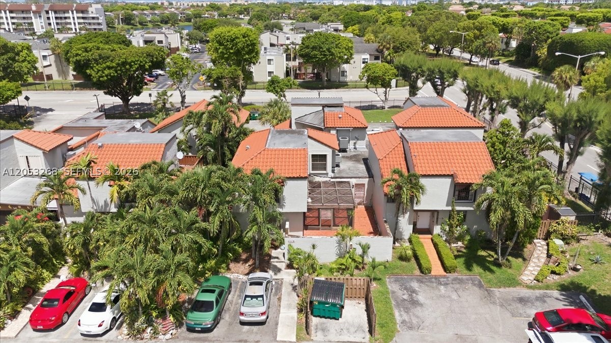 CARIBBEAN SPRINGS VILLAGE - Residential