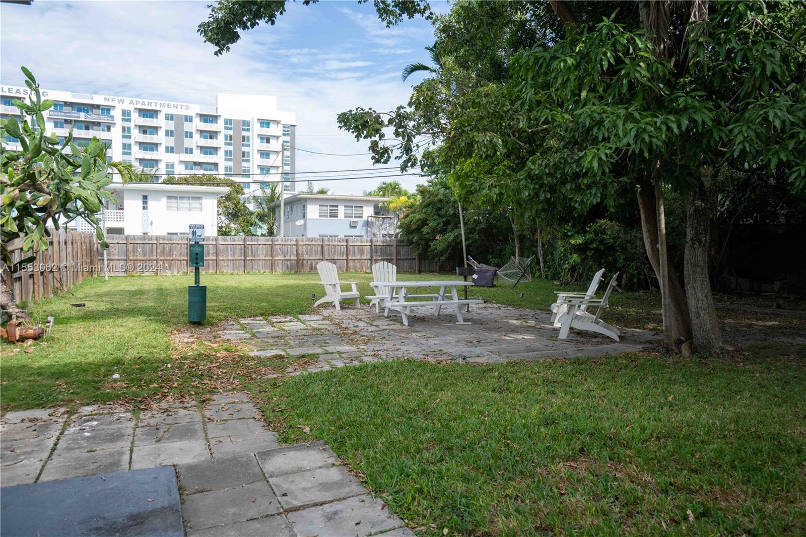 7 53 42 - Residential Lease