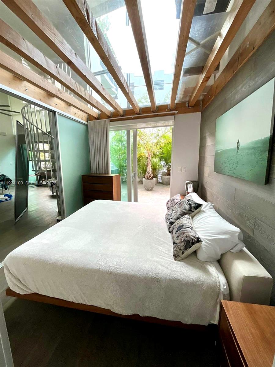 ILONA CONDO - Residential Lease