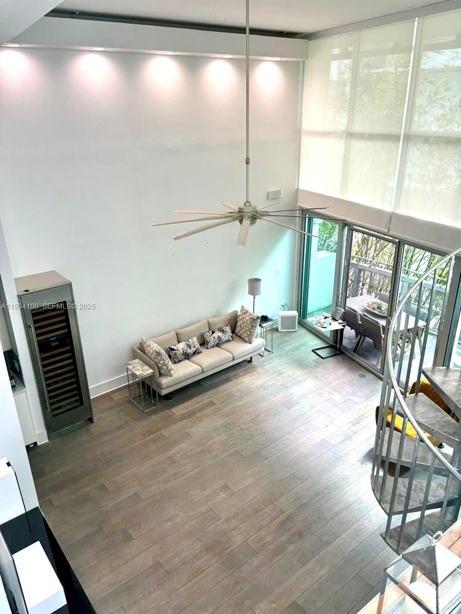 ILONA CONDO - Residential Lease