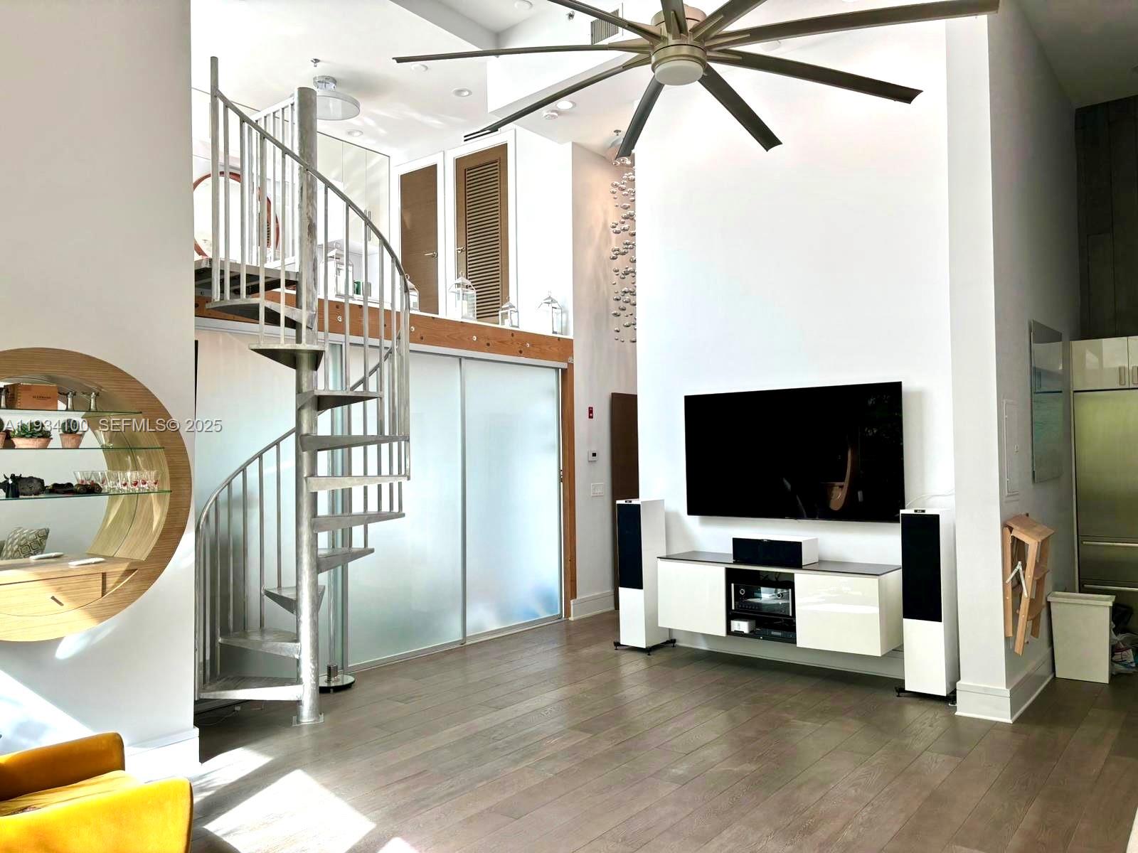 ILONA CONDO - Residential Lease