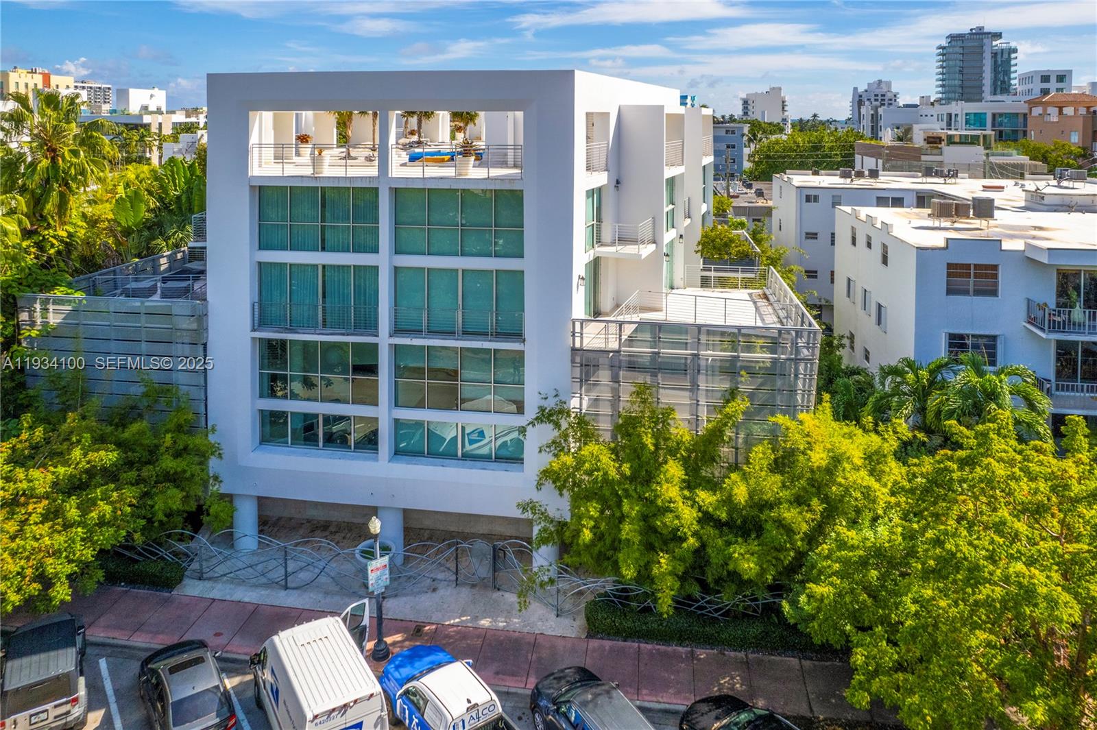 ILONA CONDO - Residential Lease