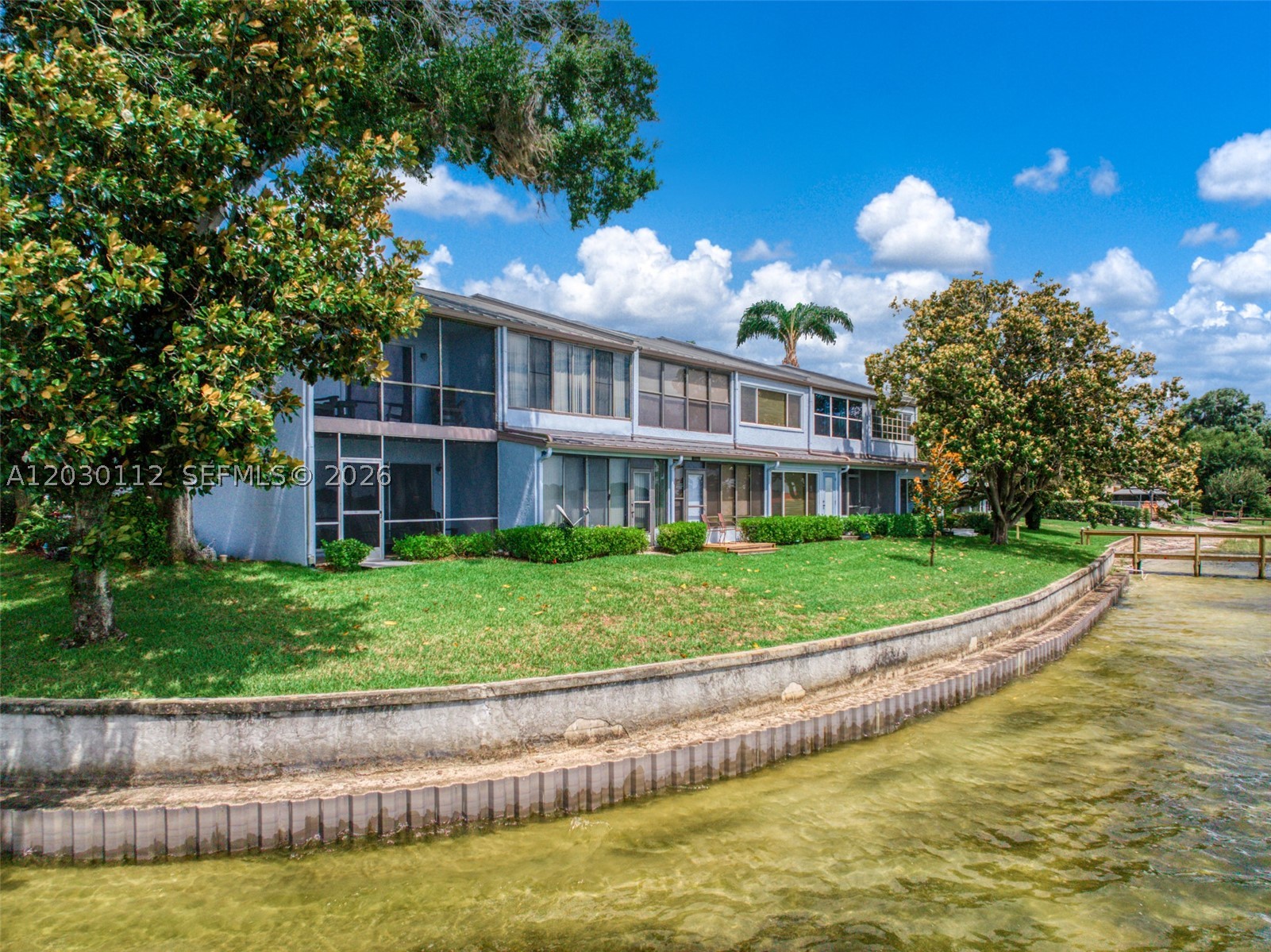 4561.00 - RUTTAN VILLAS - Residential