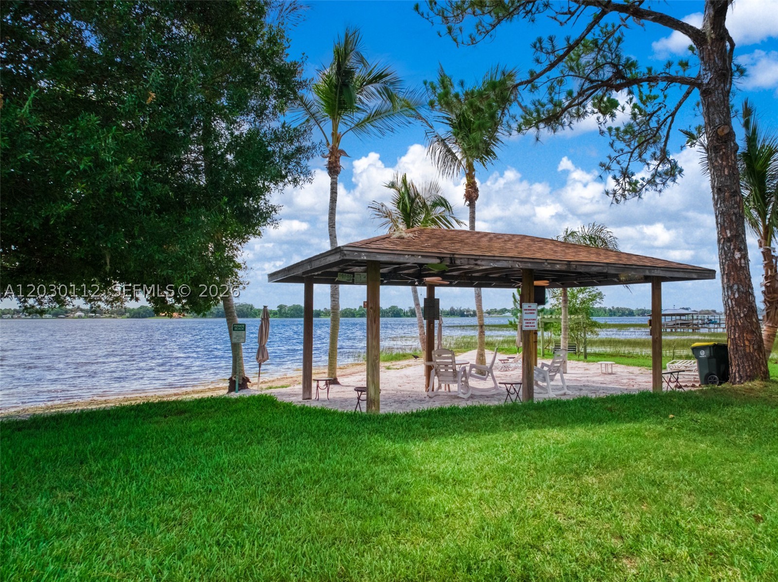 4561.00 - RUTTAN VILLAS - Residential