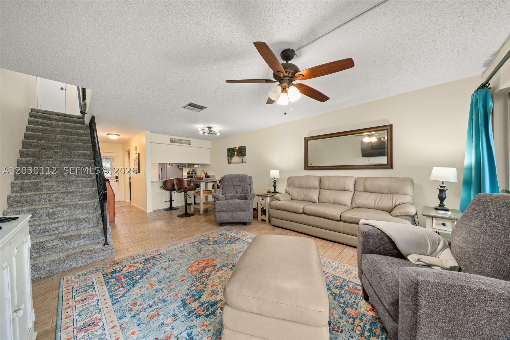 4561.00 - RUTTAN VILLAS - Residential