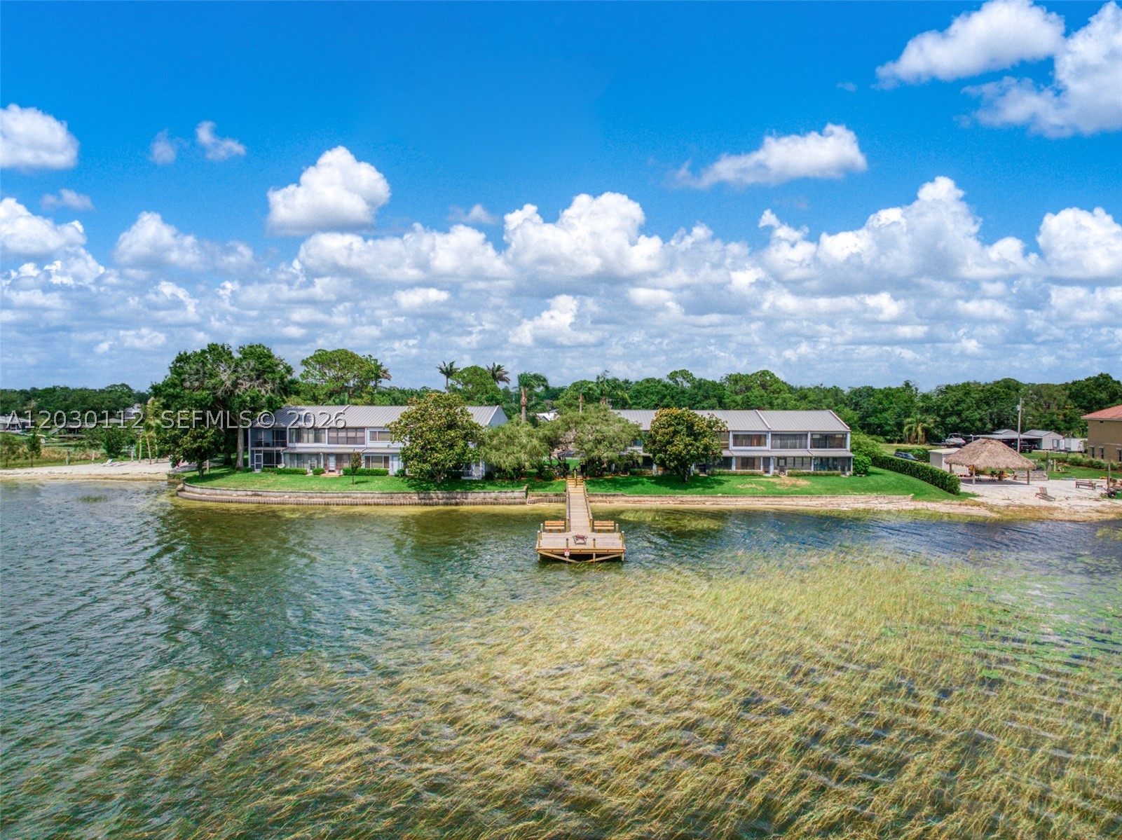 4561.00 - RUTTAN VILLAS - Residential