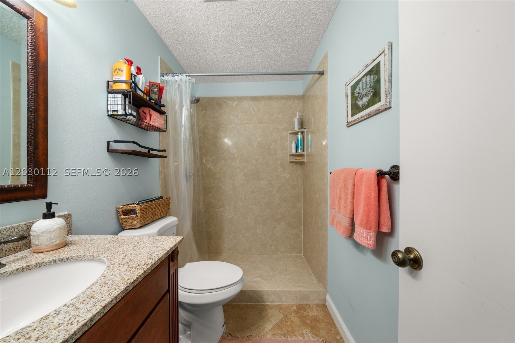 4561.00 - RUTTAN VILLAS - Residential