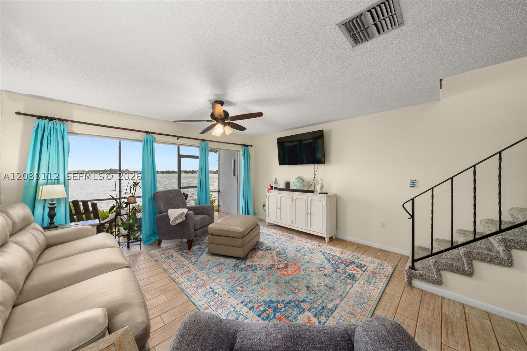 4561.00 - RUTTAN VILLAS - Residential