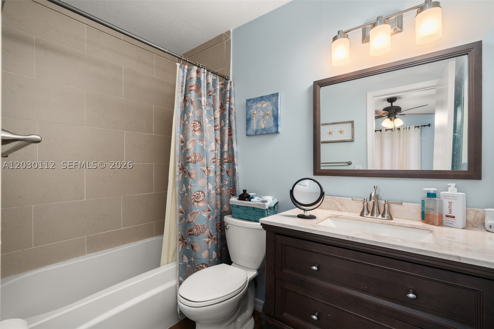 4561.00 - RUTTAN VILLAS - Residential