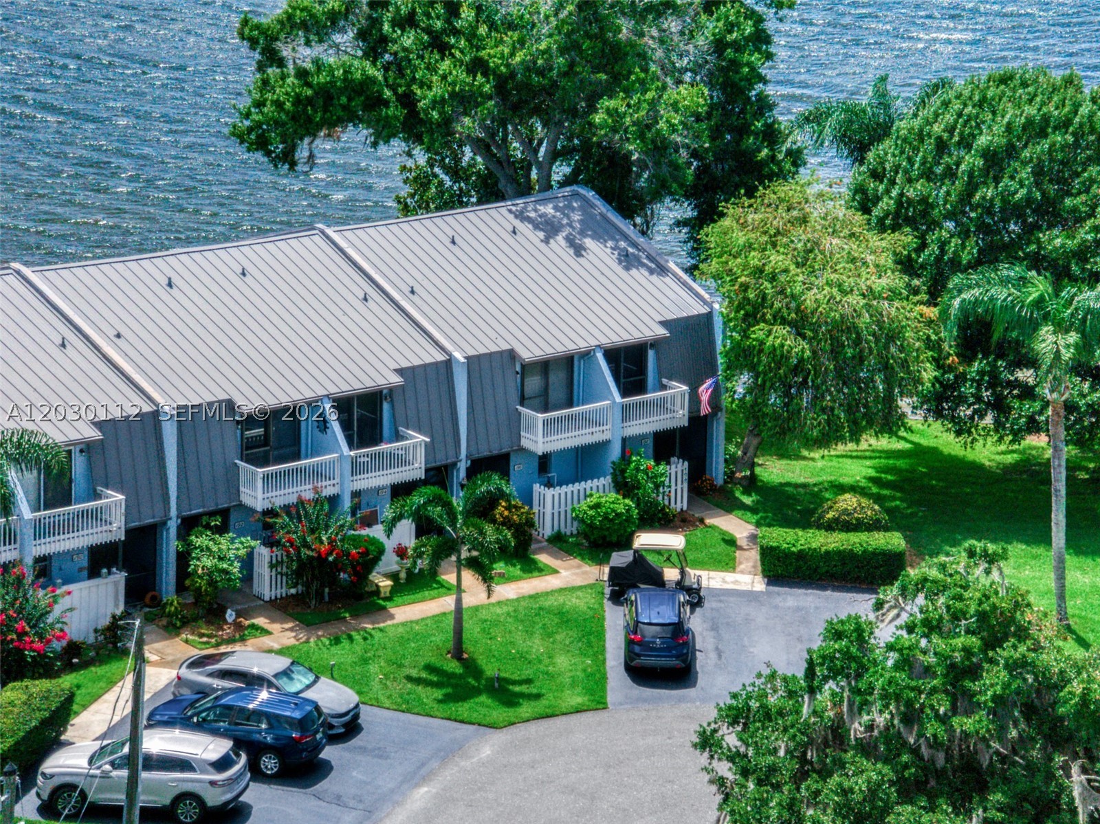 4561.00 - RUTTAN VILLAS - Residential