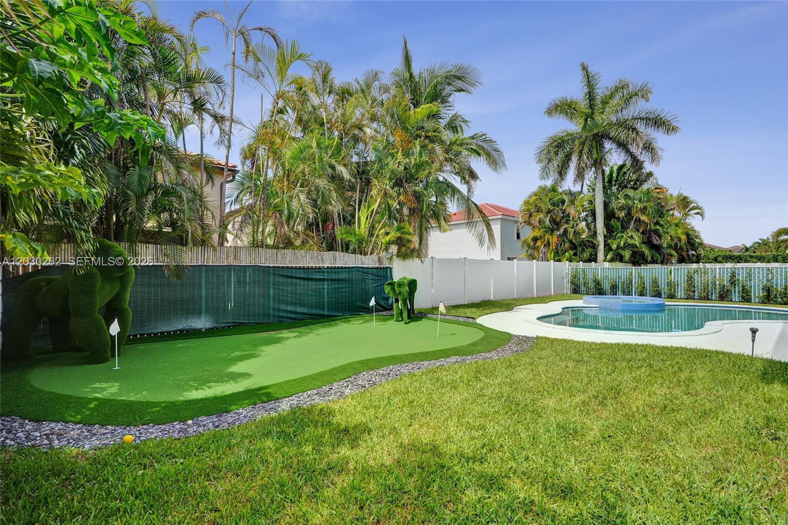 HEFTLER HOMES AT PEMBROKE - Residential