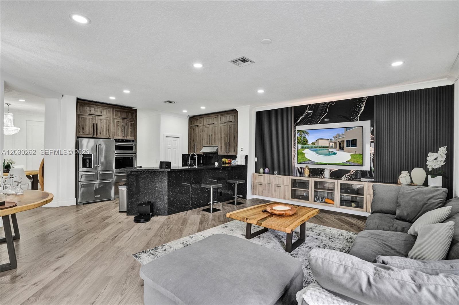 HEFTLER HOMES AT PEMBROKE - Residential
