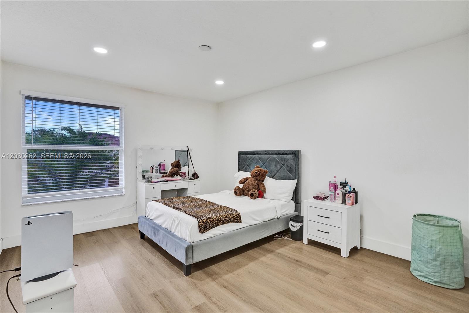 HEFTLER HOMES AT PEMBROKE - Residential