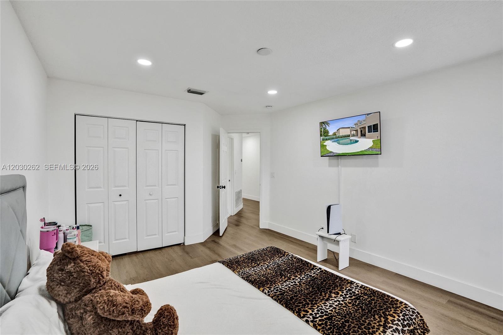 HEFTLER HOMES AT PEMBROKE - Residential