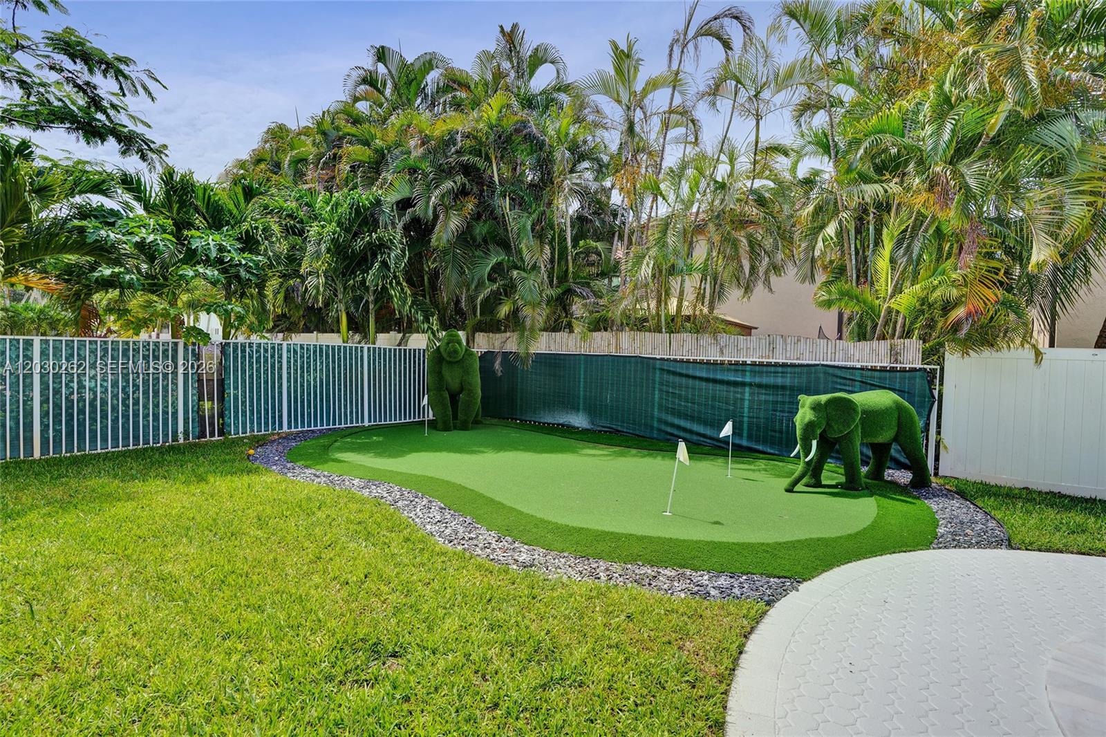 HEFTLER HOMES AT PEMBROKE - Residential