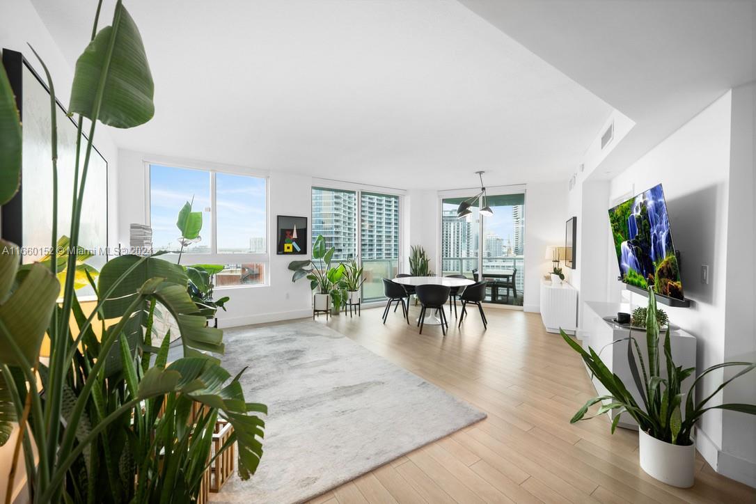 QUANTUM ON THE BAY CONDO - Residential Lease