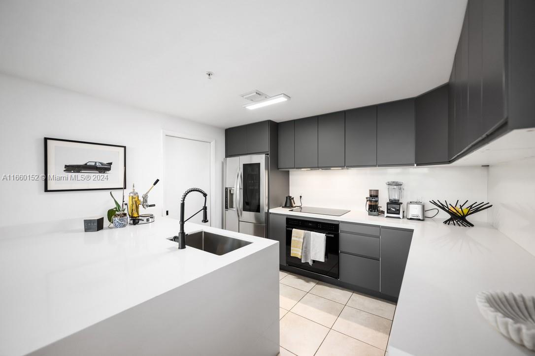 QUANTUM ON THE BAY CONDO - Residential Lease