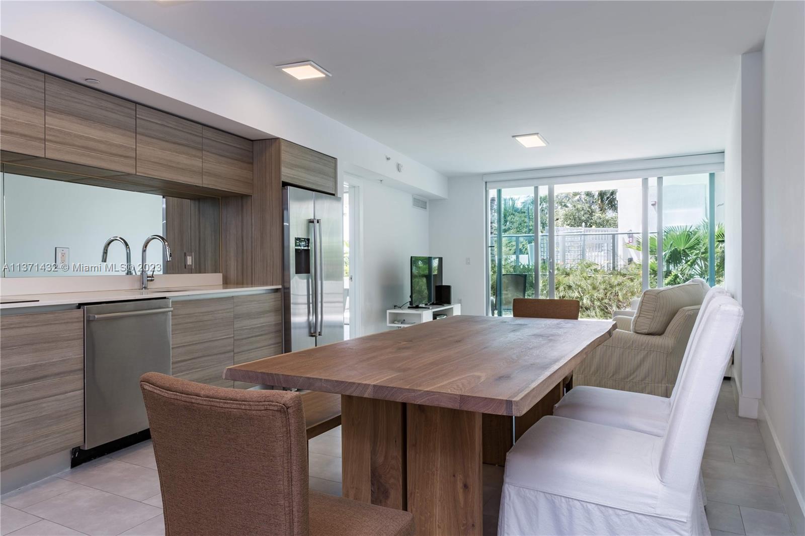 AMD PL OF 2ND OCEAN FRONT - Residential Lease