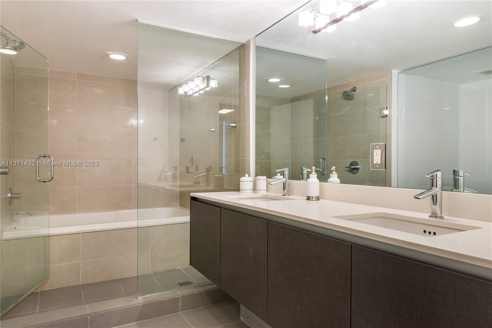 AMD PL OF 2ND OCEAN FRONT - Residential Lease