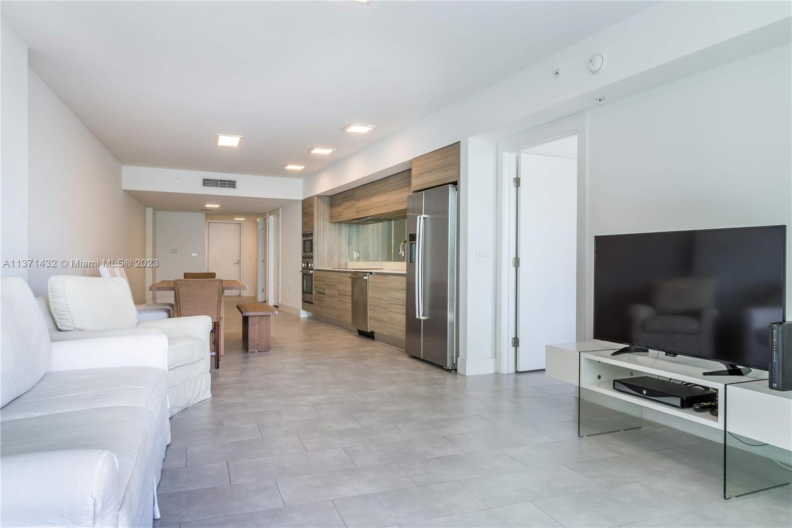 AMD PL OF 2ND OCEAN FRONT - Residential Lease