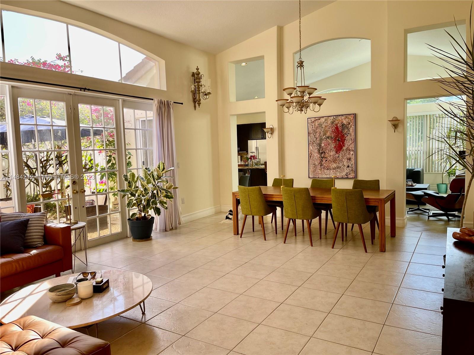 SUNSET LAKES PLAT TWO - Residential