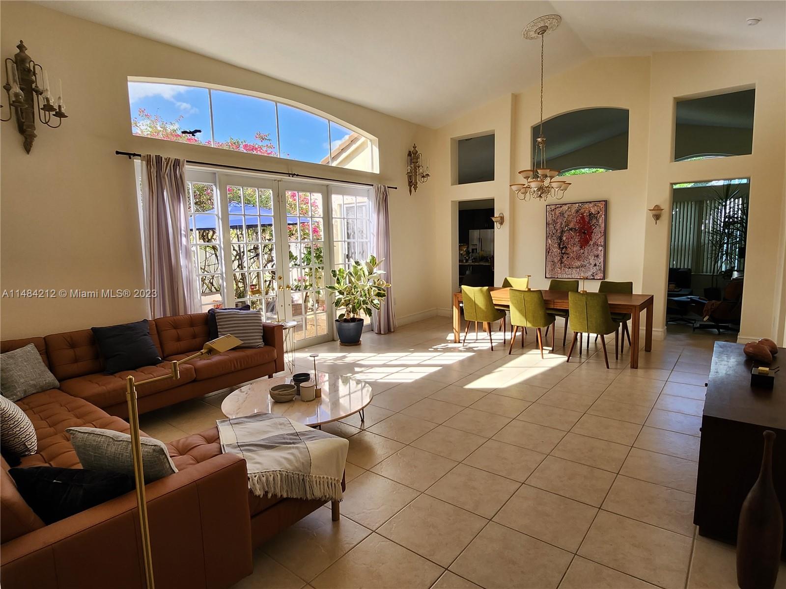 SUNSET LAKES PLAT TWO - Residential