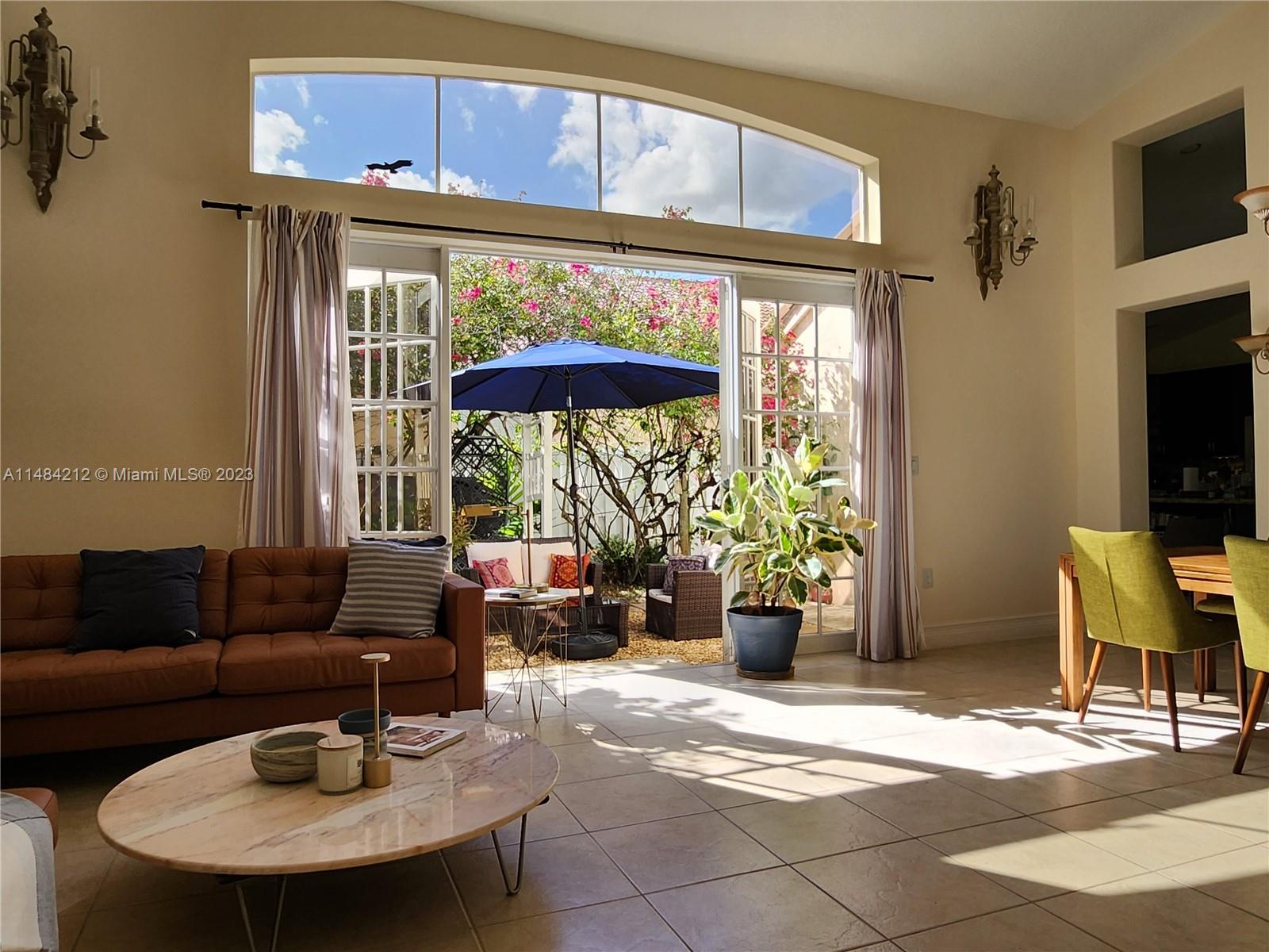 SUNSET LAKES PLAT TWO - Residential
