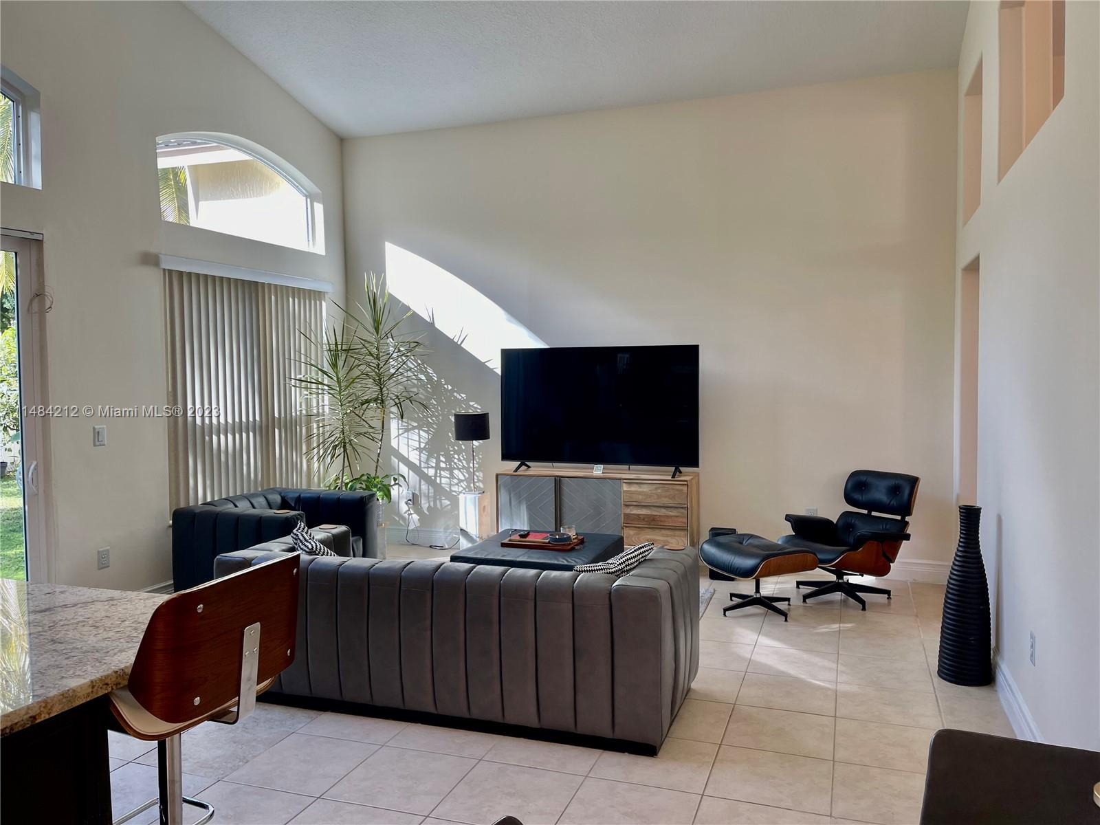 SUNSET LAKES PLAT TWO - Residential